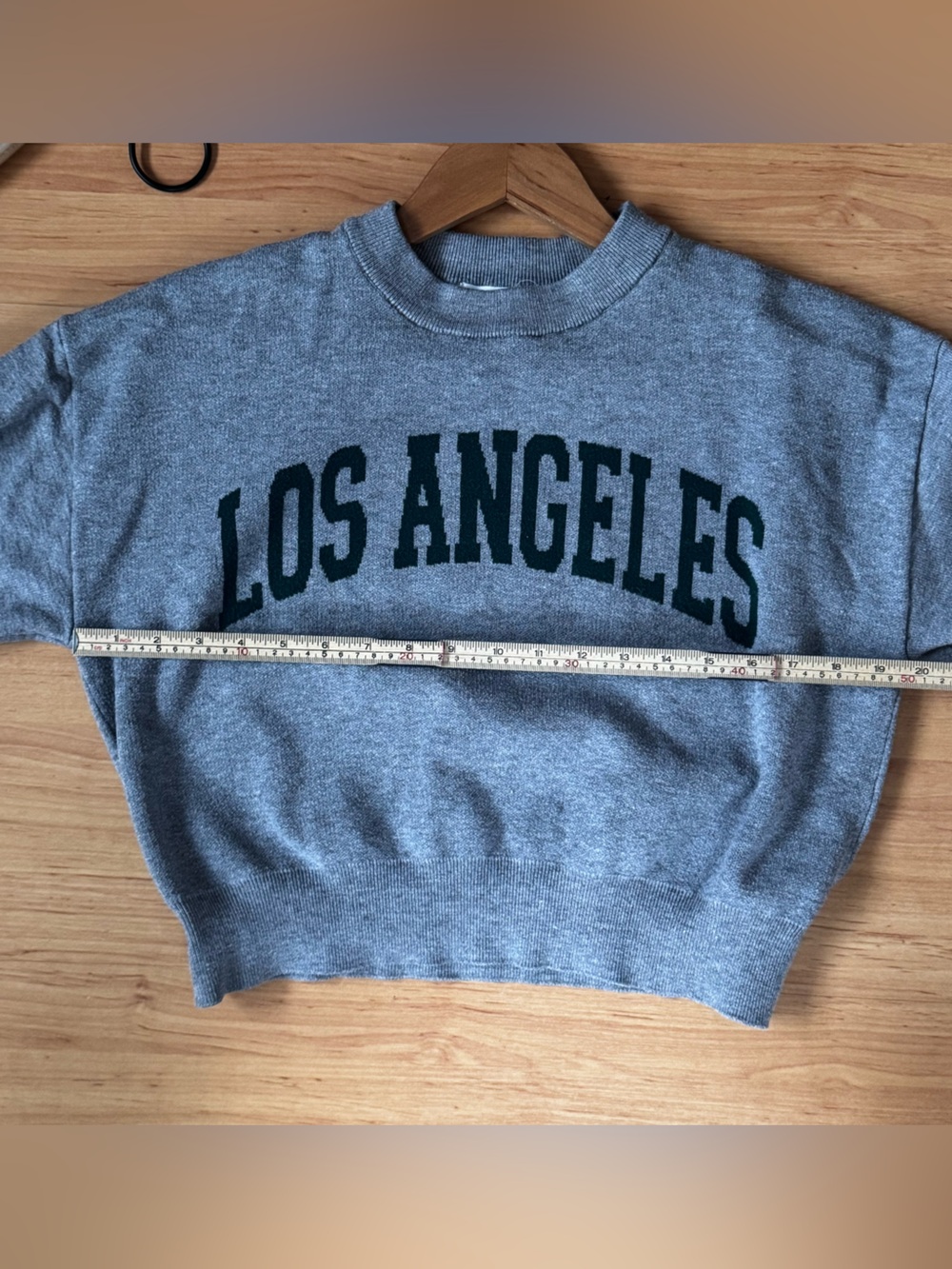 Charlotte Russe Grey & Green "Los Angeles" Cropped Knit Sweater Small - Picture 9 of 10